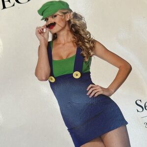 Women’s Luigi Costume